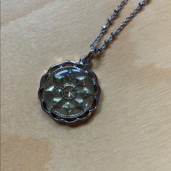 Lia Sophia 3 pc set: necklace, bracelet& earrings - Picture 4 of 6